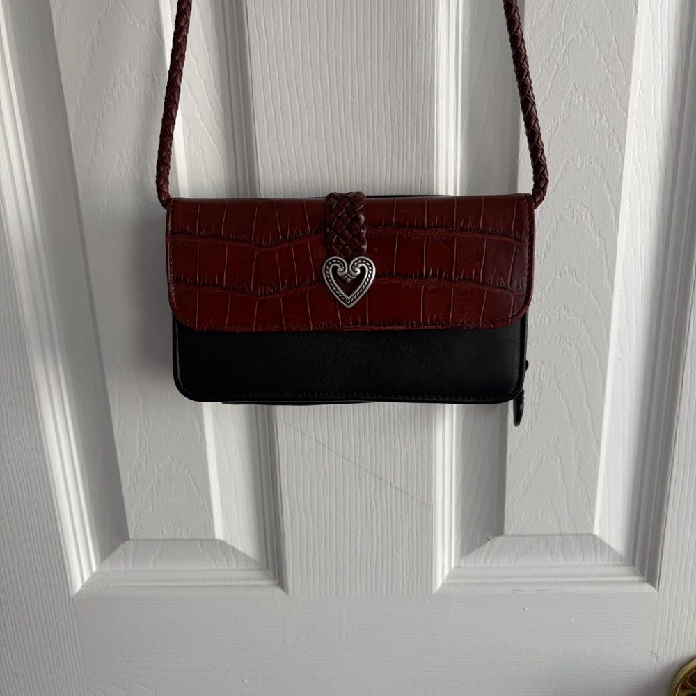 Brighton Black Brown Croc Pebbled Crossbody Purse with Heart Details